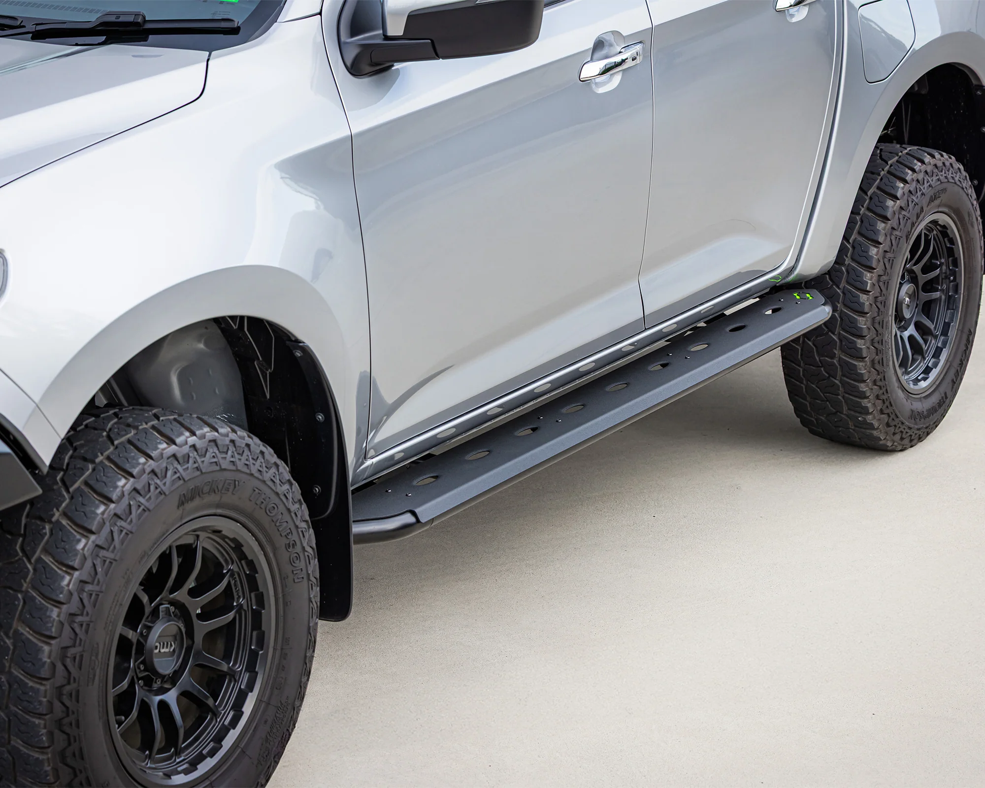 Side Steps Premium For Isuzu D-MAX (24+) & Mazda BT-50 (25+)
