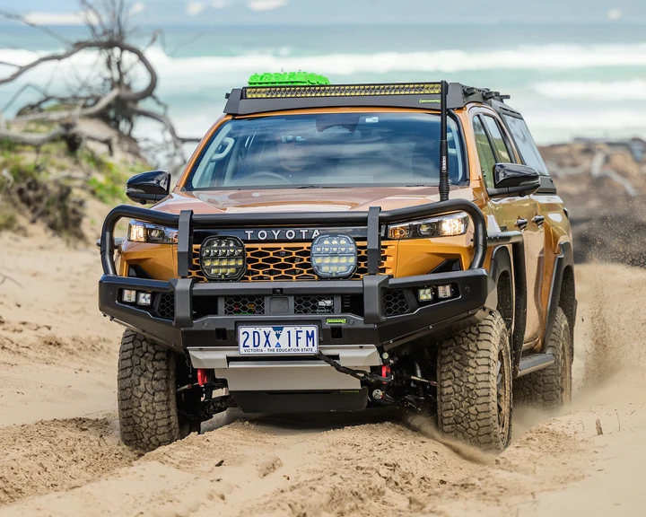 Bull Bar – APEX Bull Bar & Lights Kit For Toyota HiLux N90 (26+) Low Spec Vehicles