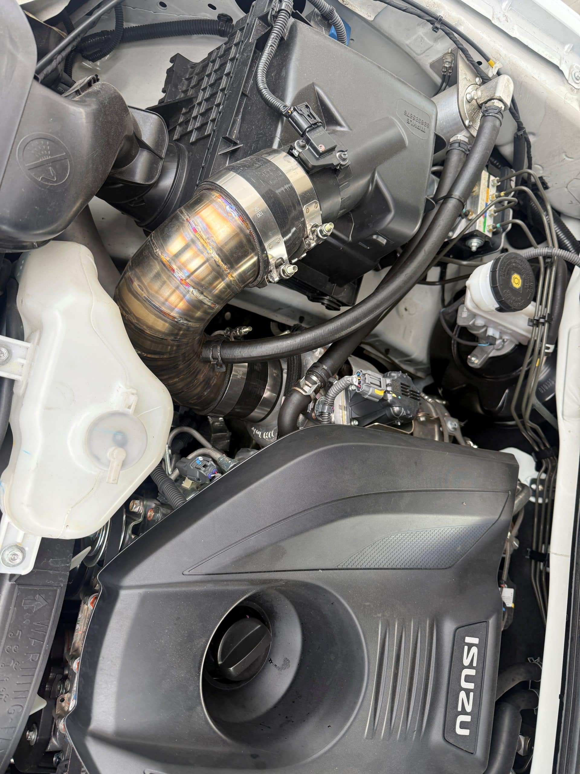 4JJ3 DMAX, MUX, BT50 INTAKE PIPE 2021 ONWARDS - Image 3